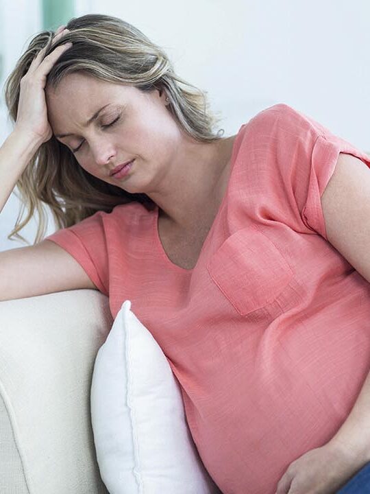 Mulher grávida com depressão.